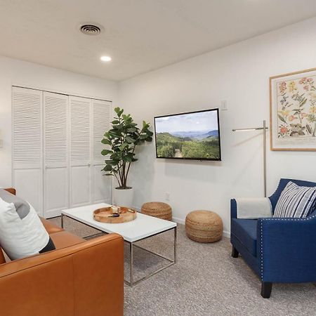 Hendo Hideaway A 2Bed/1Bath Daire Hendersonville Dış mekan fotoğraf